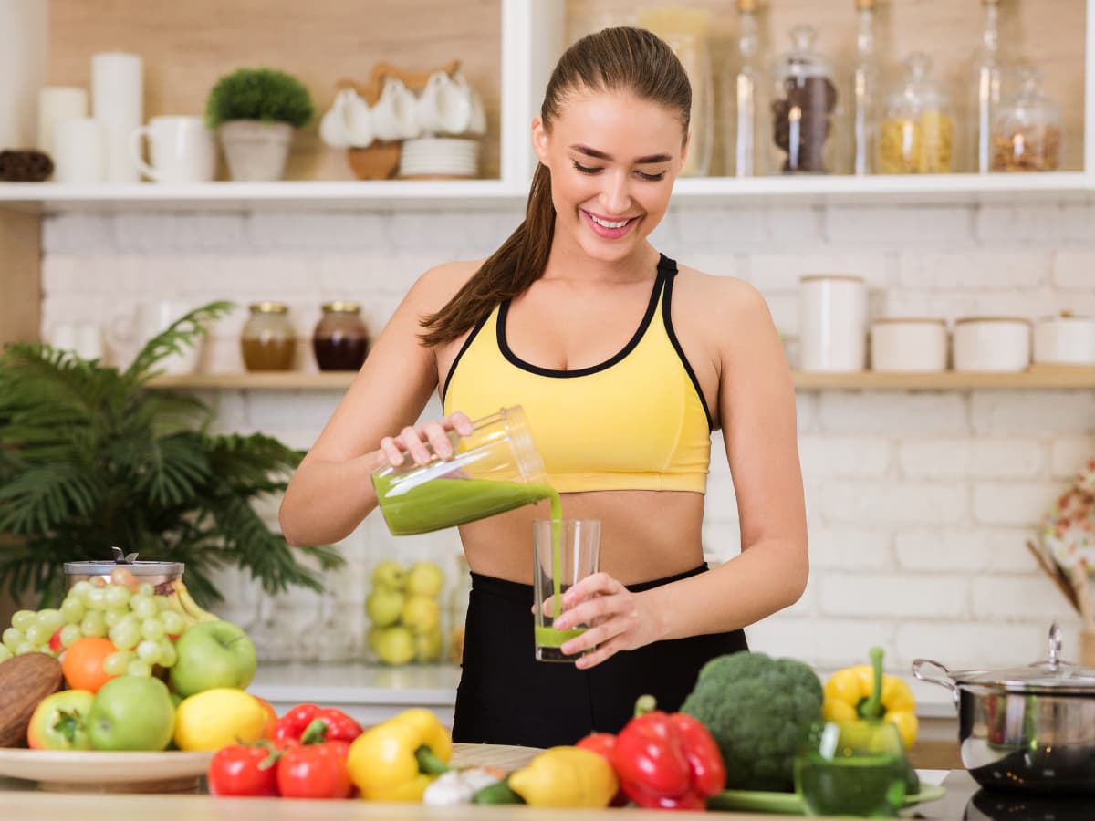 Como fazer detox pós-festas: Guia completo para desinchar