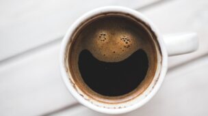 Como melhorar o humor: 6 alimentos que transformam o seu dia