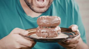 10 passos para controlar compulsão por doces
